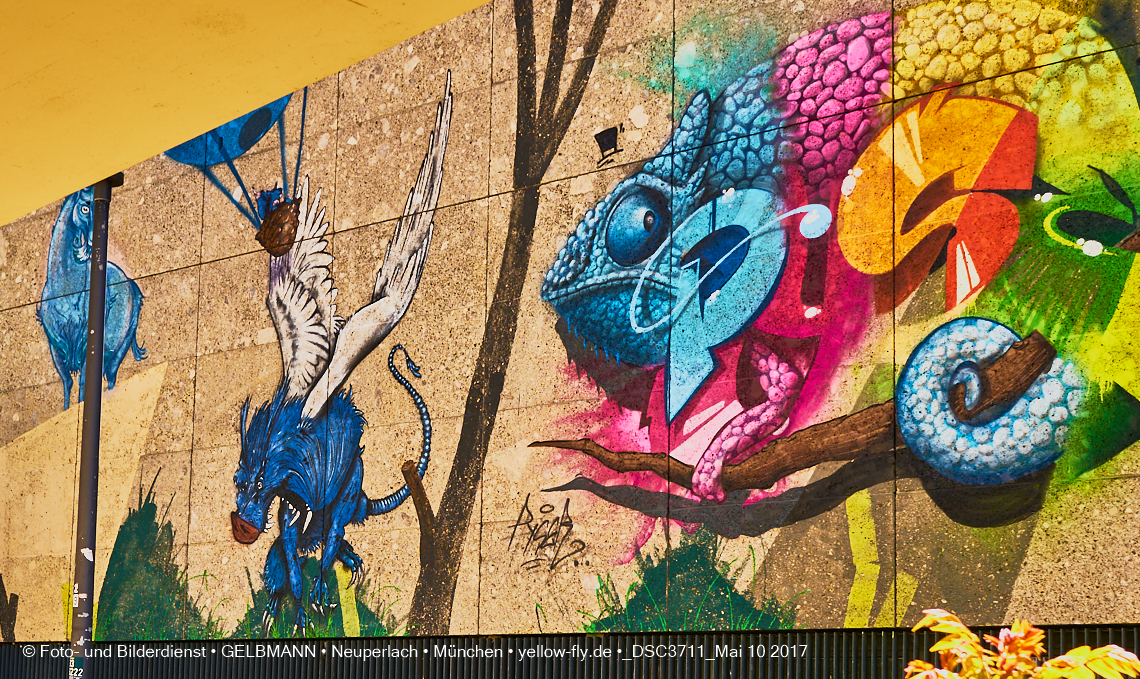 21.03.2017 - Abrissbaustelle Quiddezentrum in Neuperlach